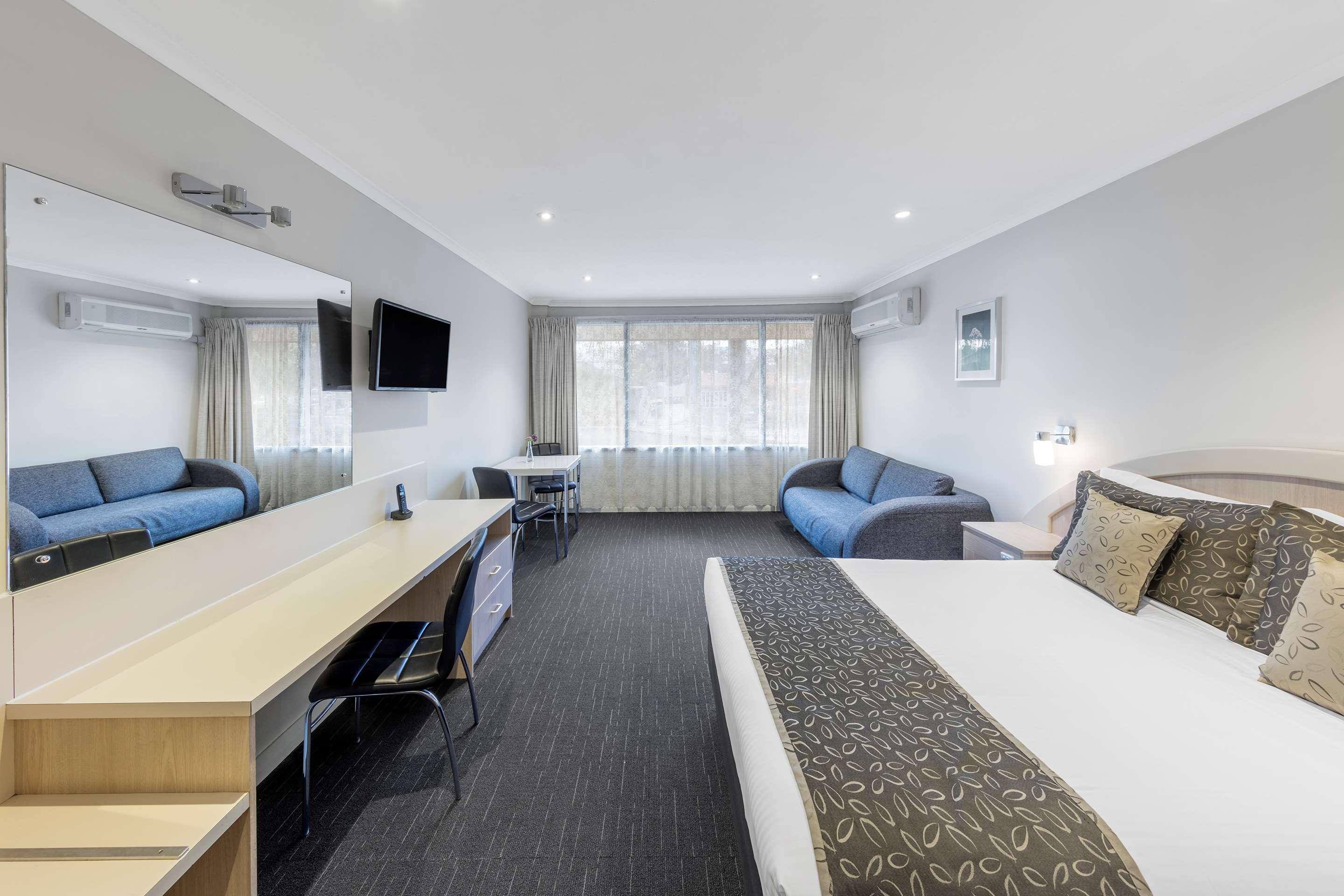 Best Western Plus Service Inn & Suites Lethbridge Kültér fotó