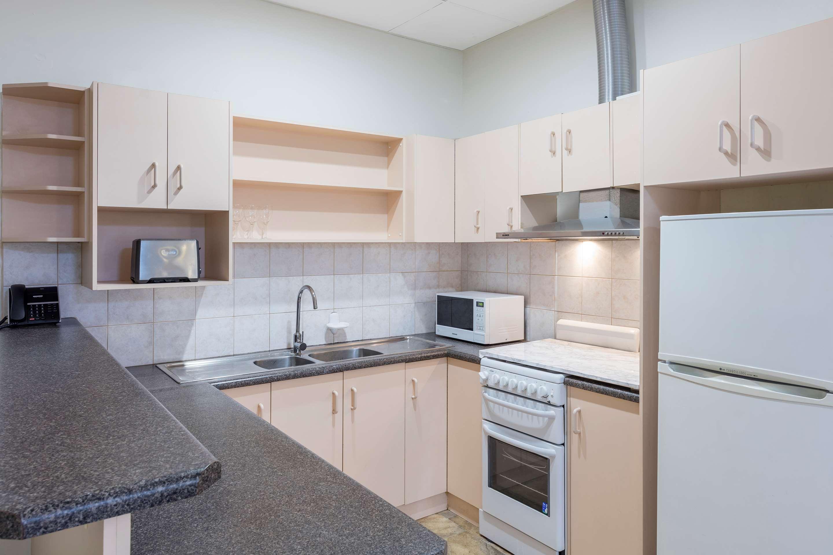 Best Western Plus Service Inn & Suites Lethbridge Kültér fotó