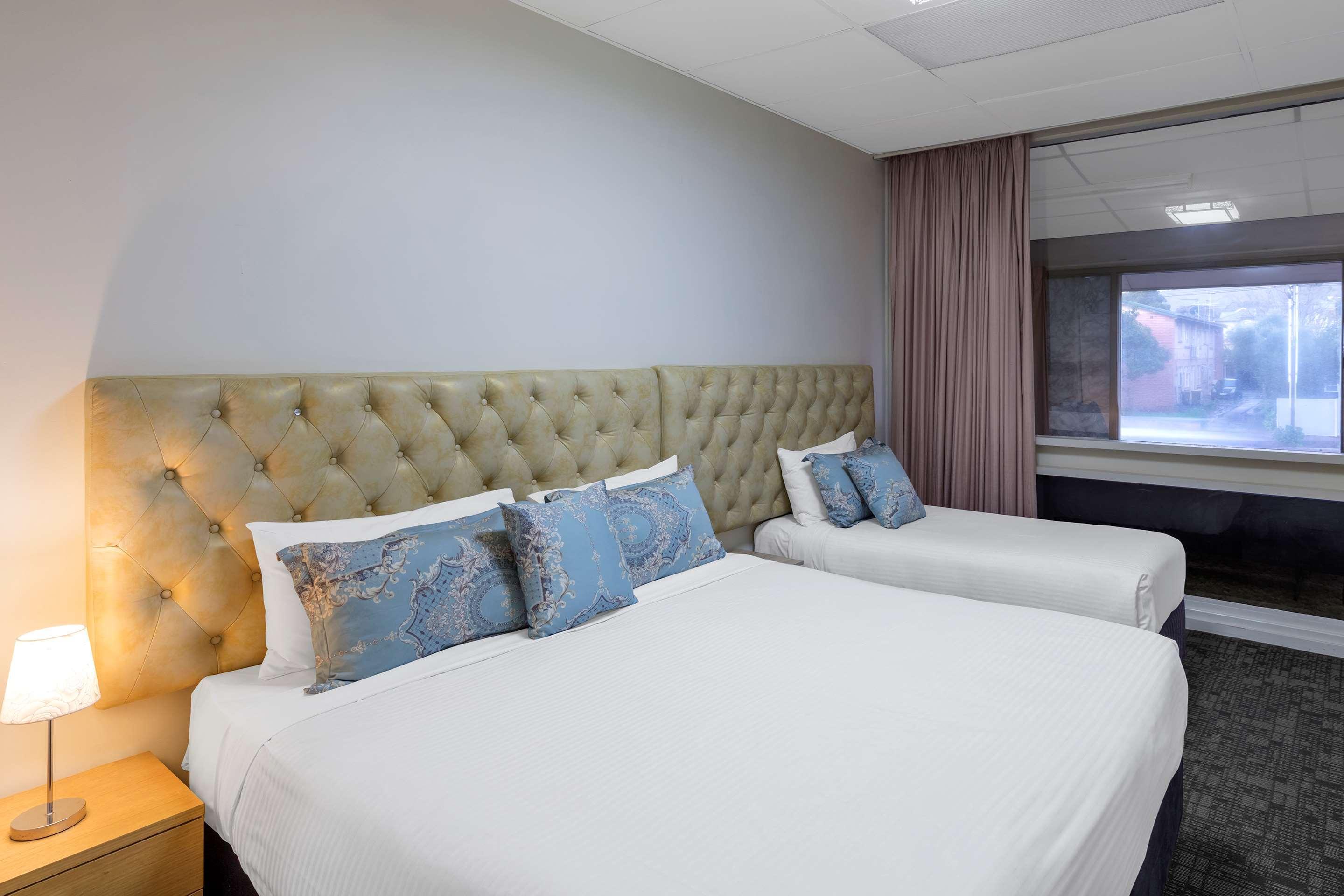 Best Western Plus Service Inn & Suites Lethbridge Kültér fotó