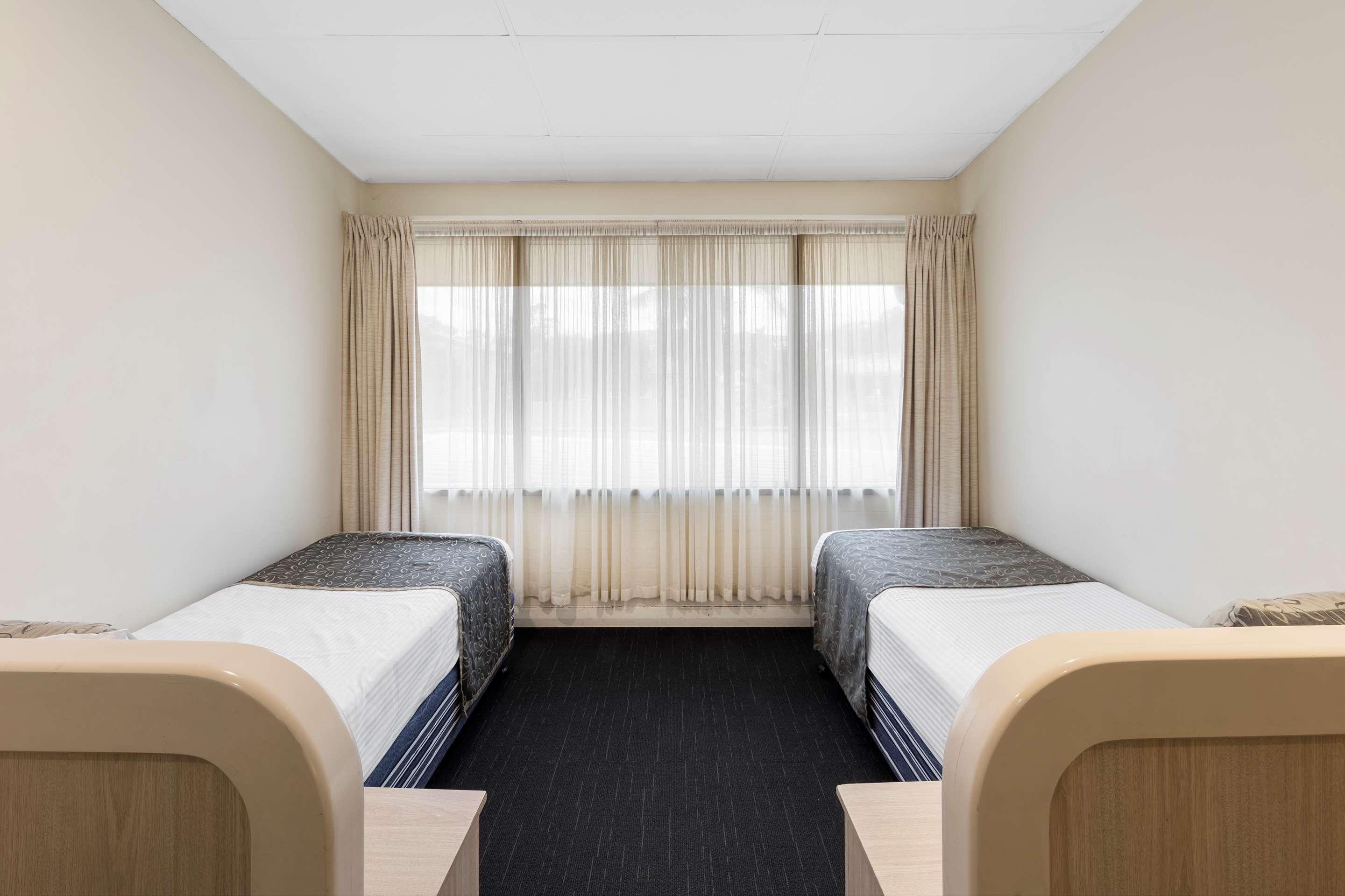 Best Western Plus Service Inn & Suites Lethbridge Kültér fotó