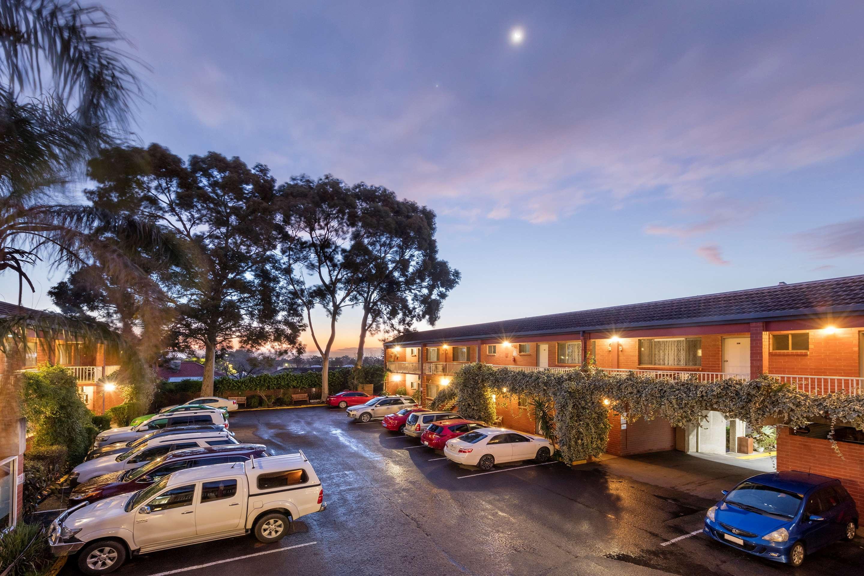 Best Western Plus Service Inn & Suites Lethbridge Kültér fotó
