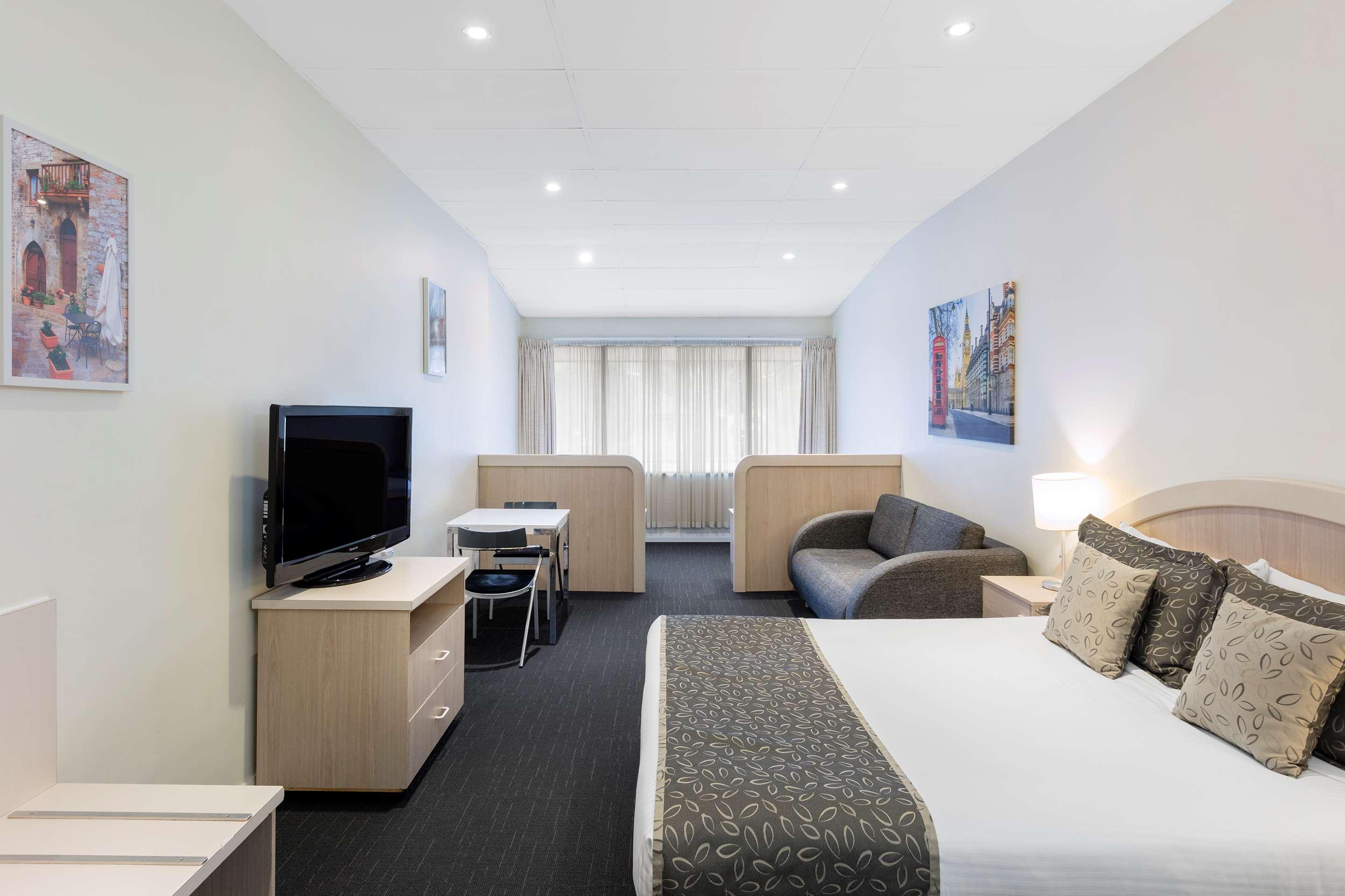 Best Western Plus Service Inn & Suites Lethbridge Kültér fotó