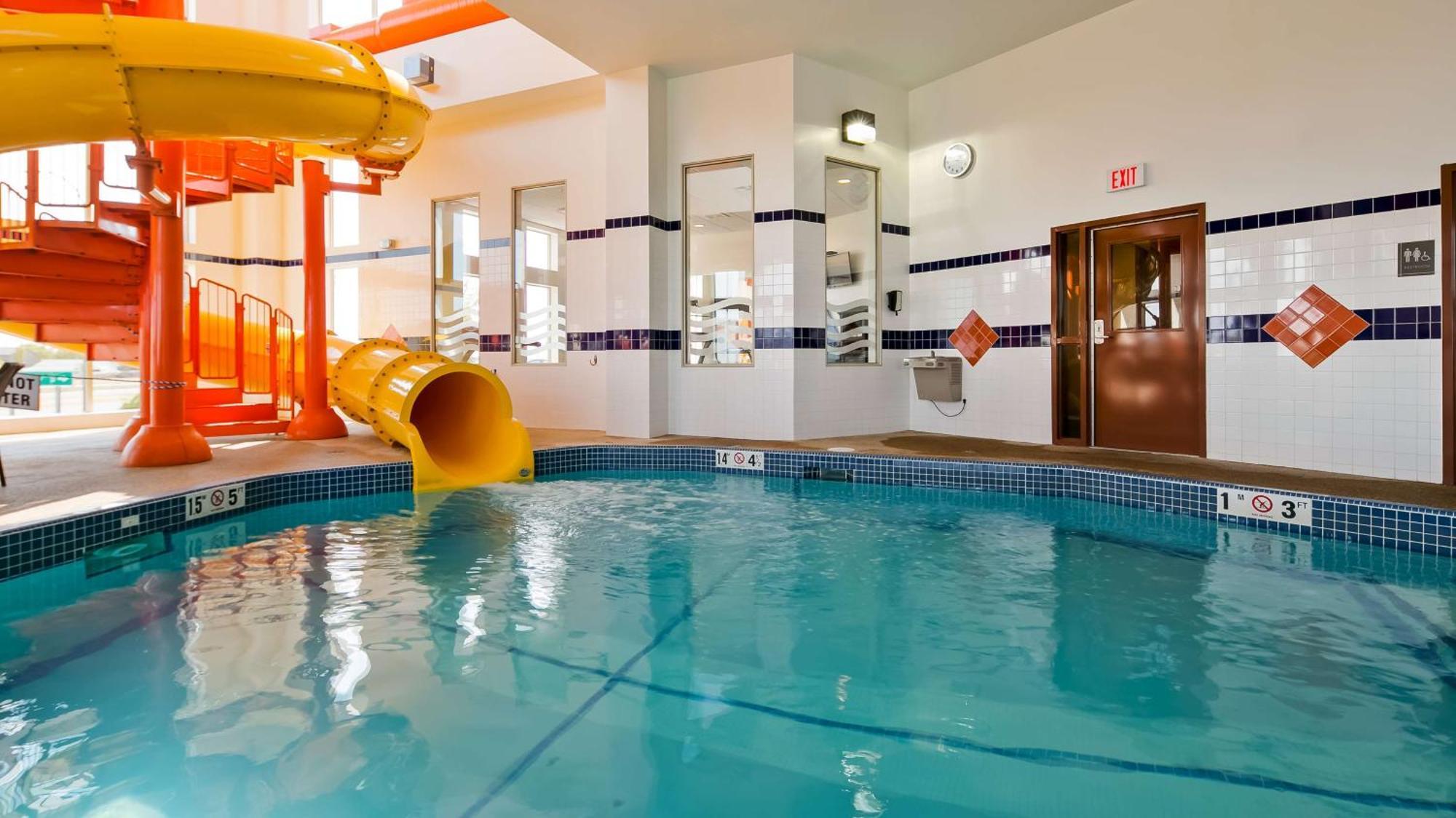 Best Western Plus Service Inn & Suites Lethbridge Kültér fotó